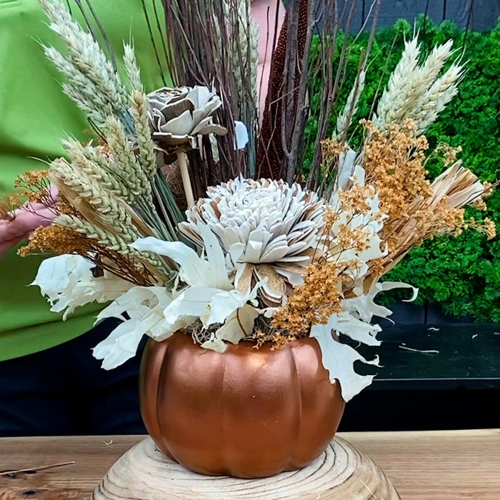 Pumpkin Centrepiece DIY